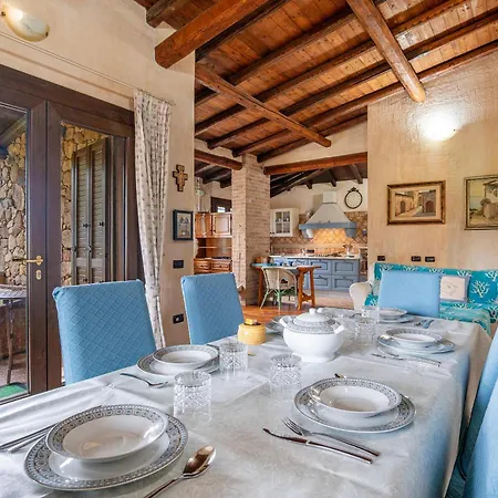 Dei Viandanti Villa *